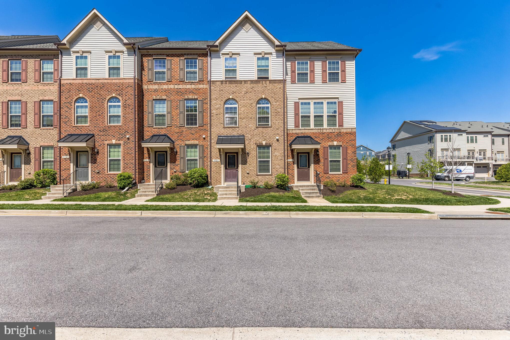 PARKSIDE - Residential