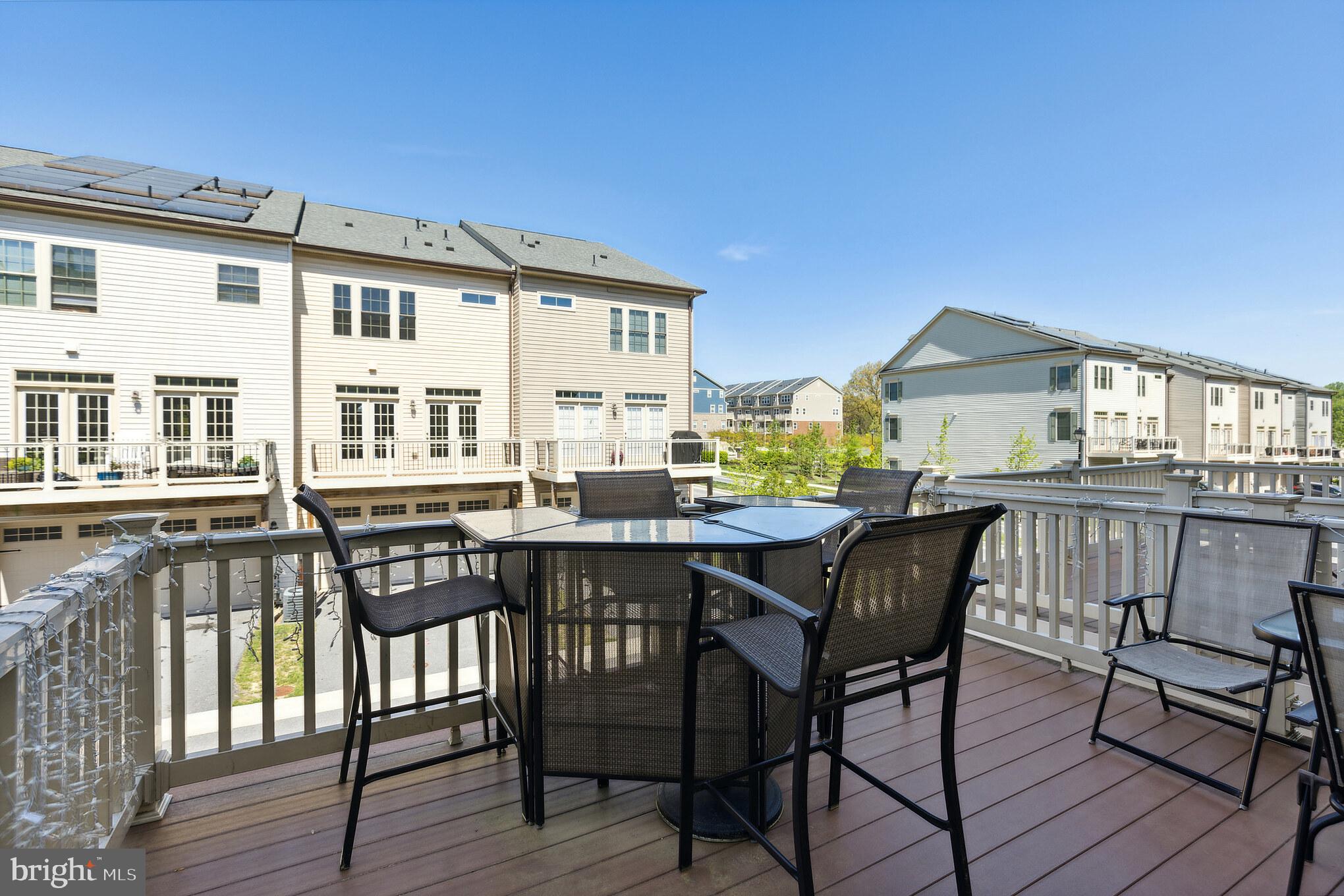 PARKSIDE - Residential