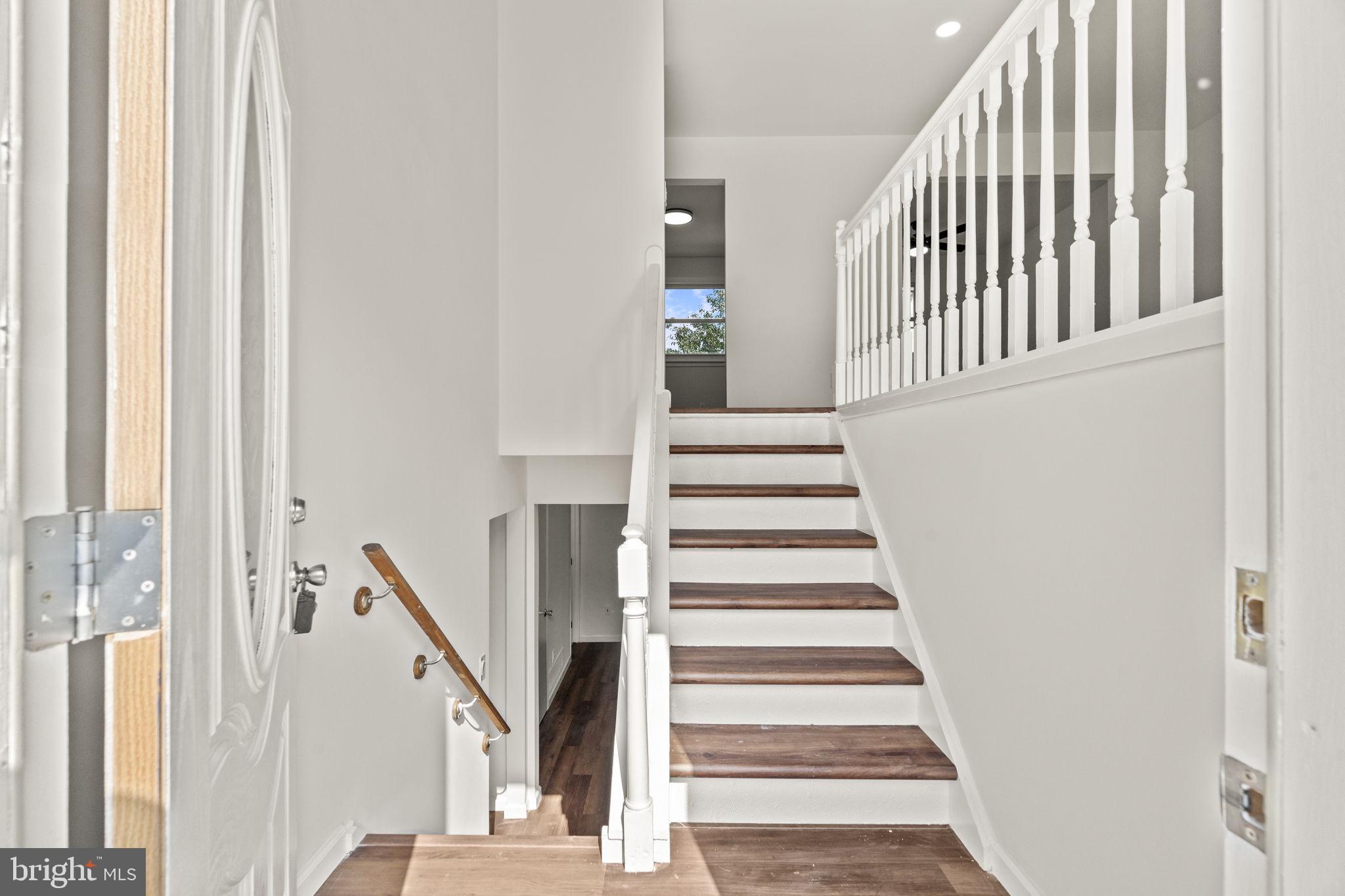 206 WESTON AVENUE