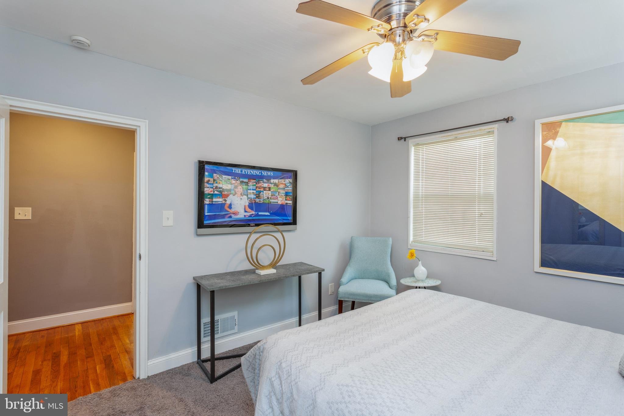 WEST HILLS - Residential