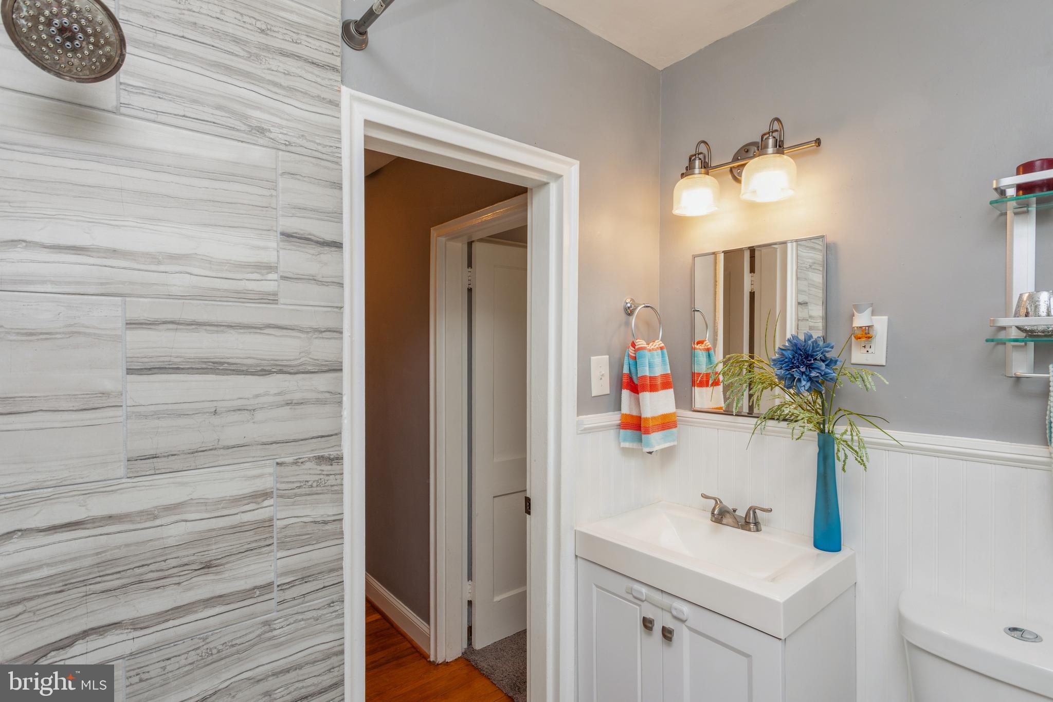 WEST HILLS - Residential