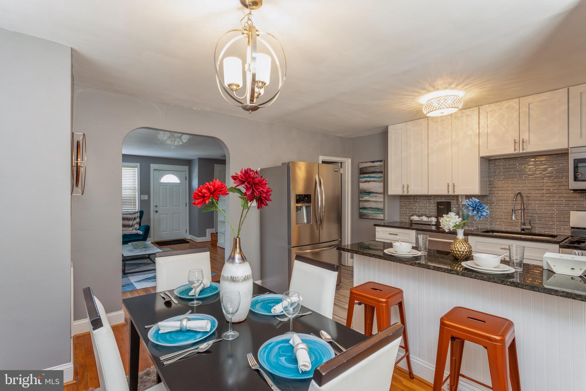 WEST HILLS - Residential