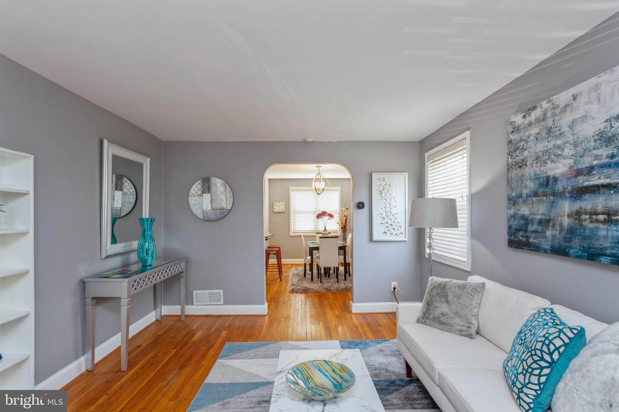 WEST HILLS - Residential