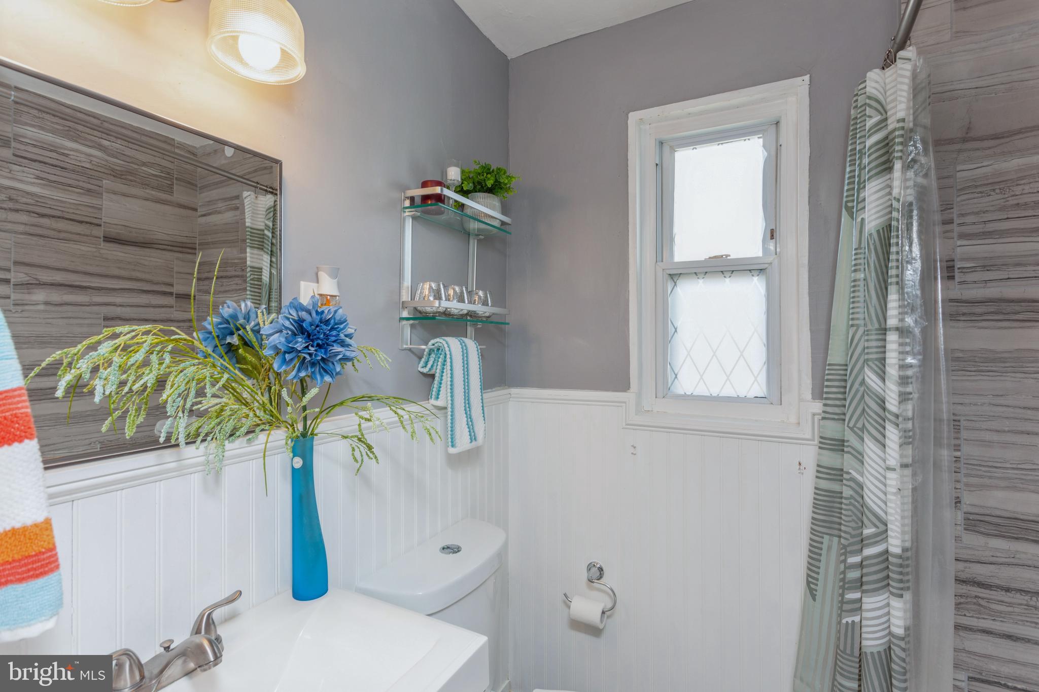 WEST HILLS - Residential