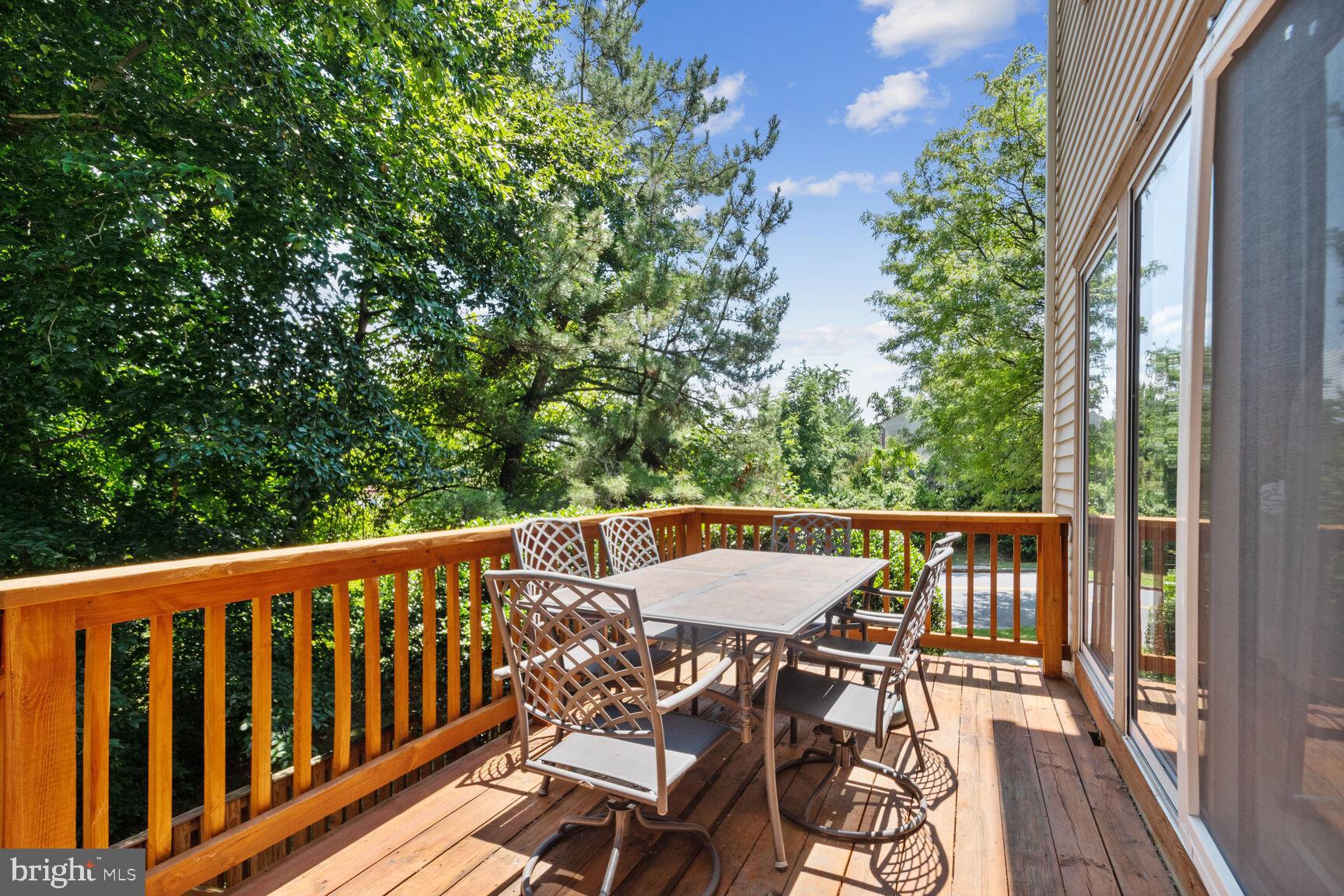 PLAZA GARDENS - Residential