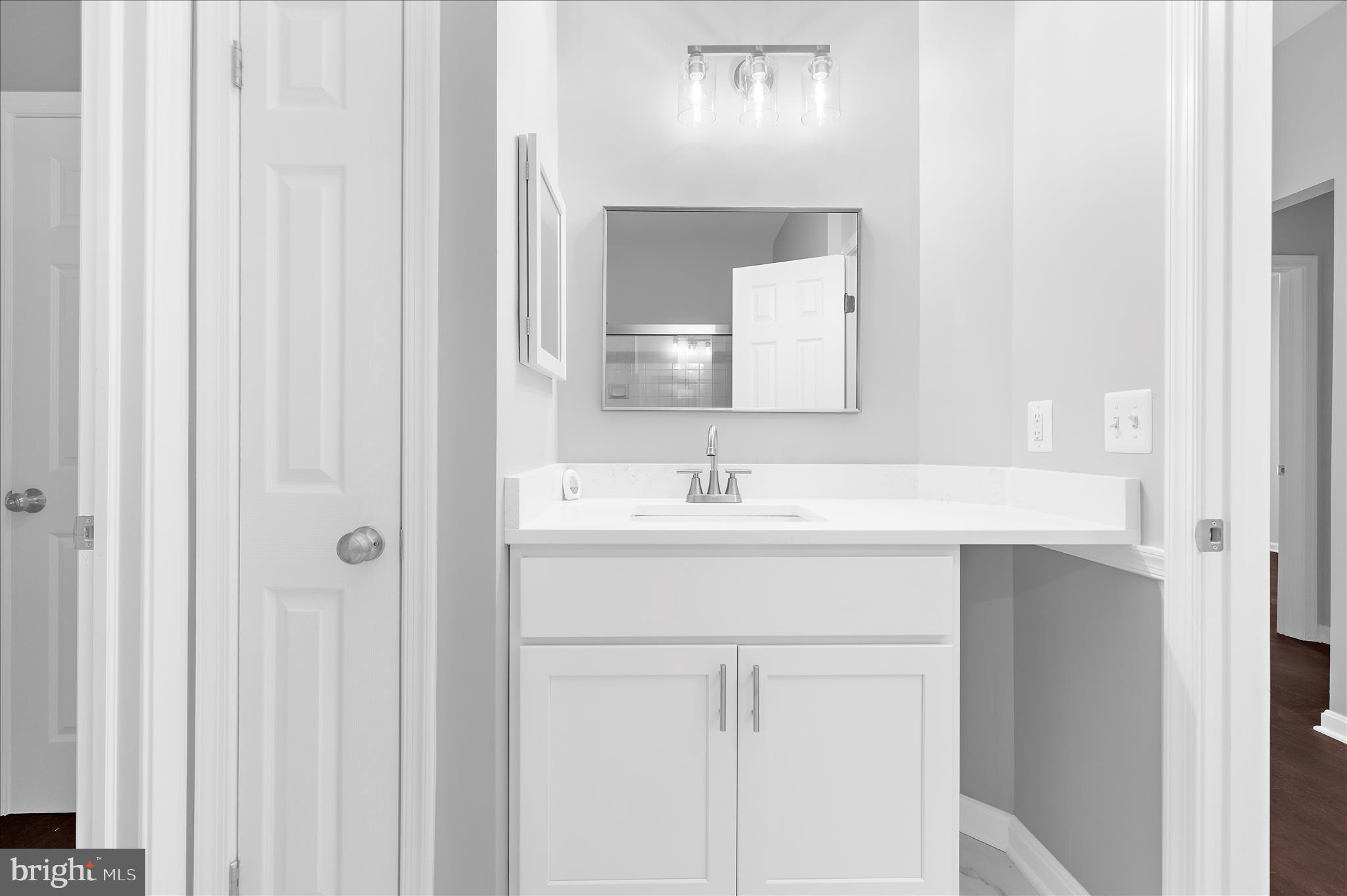 SILVERBROOK WOOD - Residential