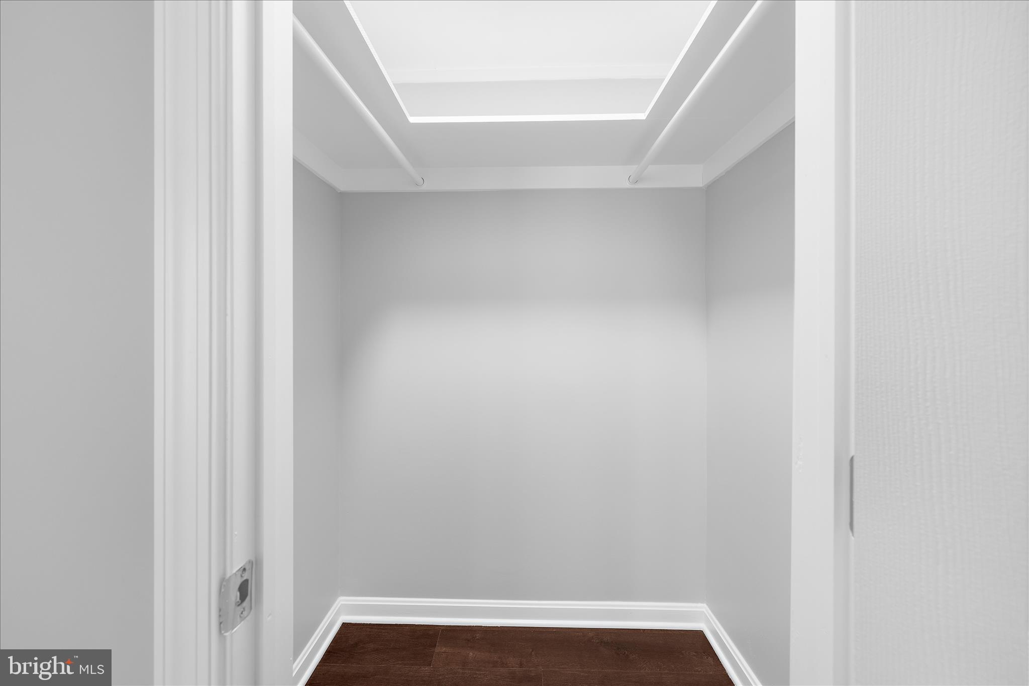 SILVERBROOK WOOD - Residential