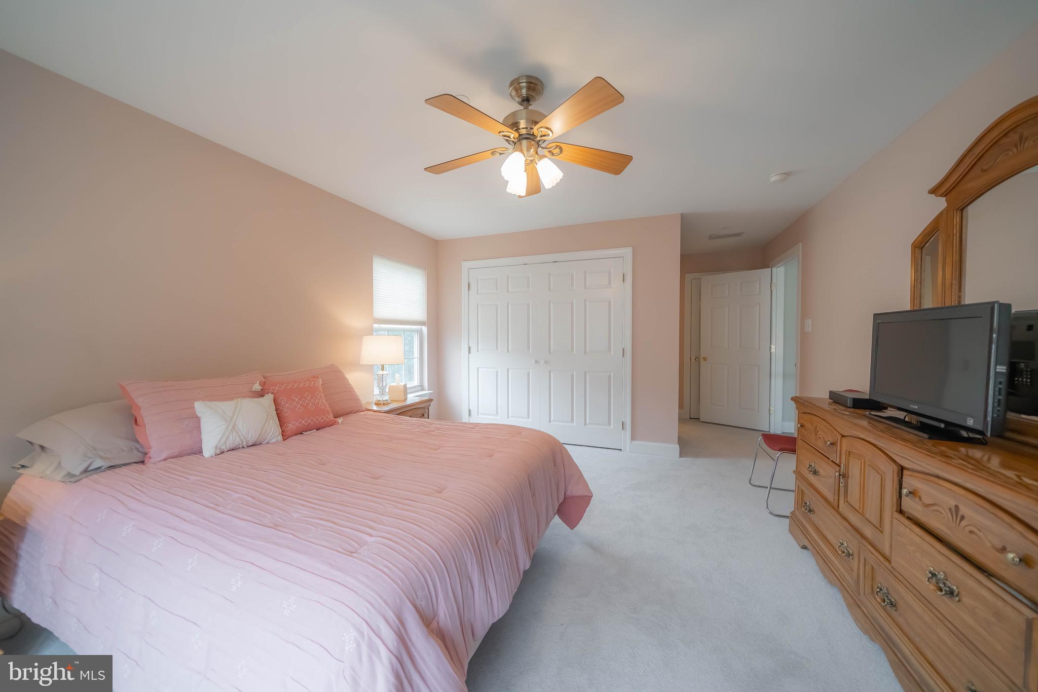 SPRINGFIELD CHASE - Residential