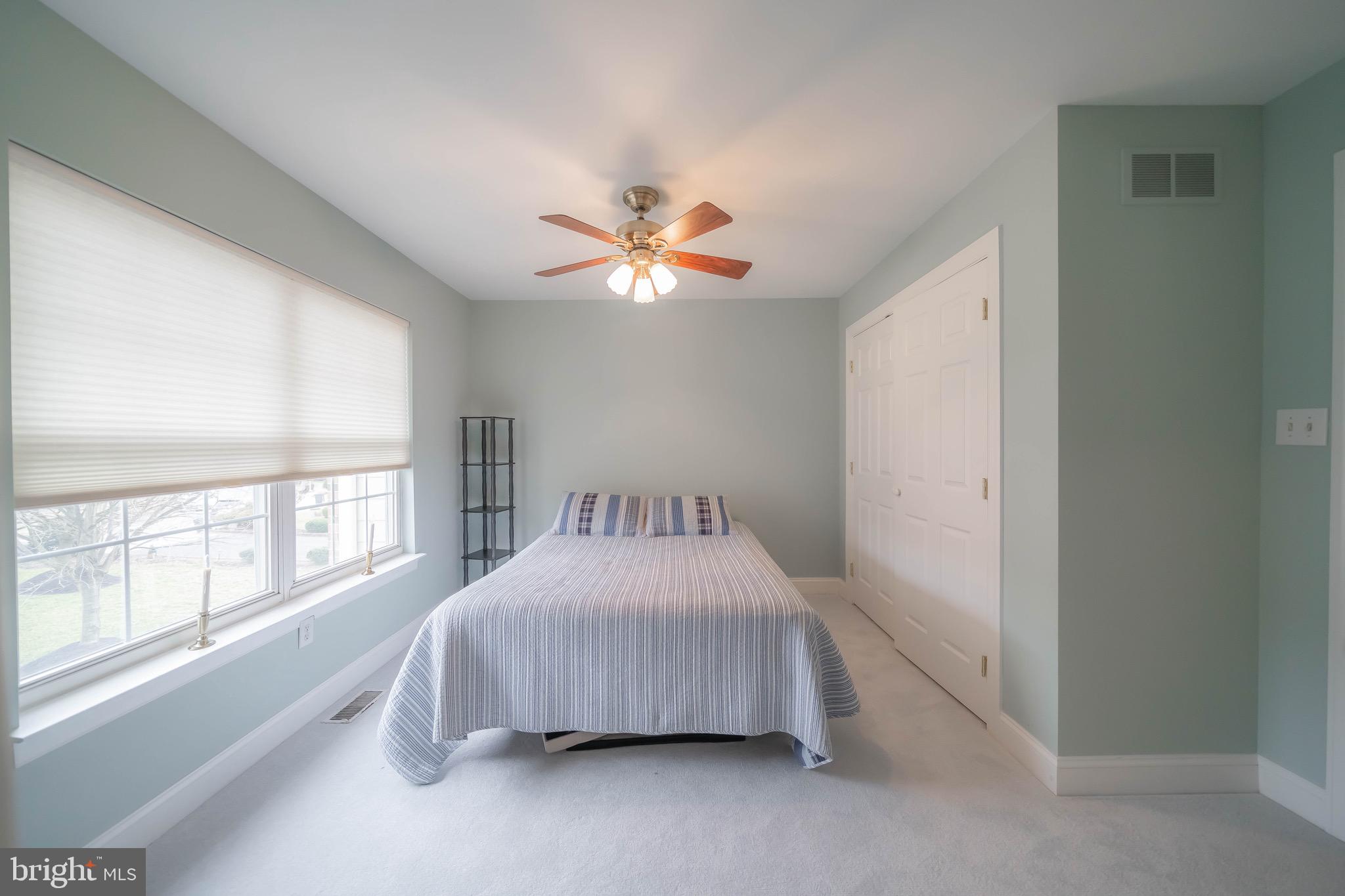 SPRINGFIELD CHASE - Residential