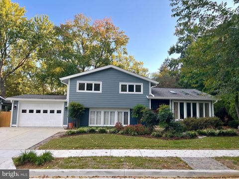 809 PIN OAK ROAD SEVERNA PARK MD 21146