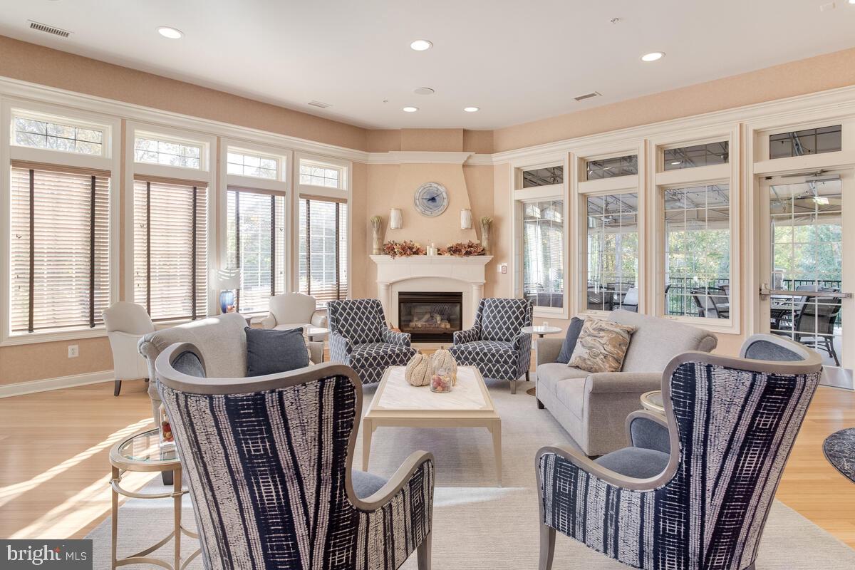 SNOWDEN OVERLOOK - Residential