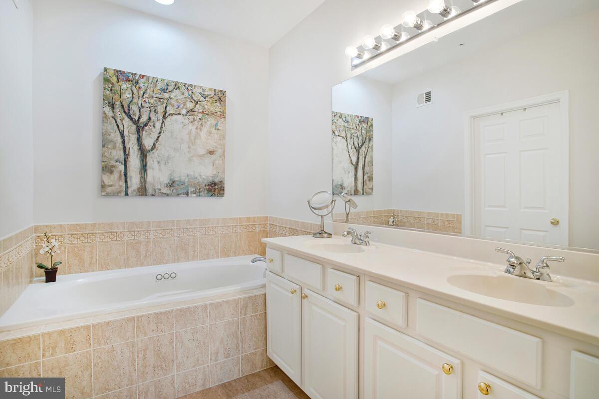 SNOWDEN OVERLOOK - Residential