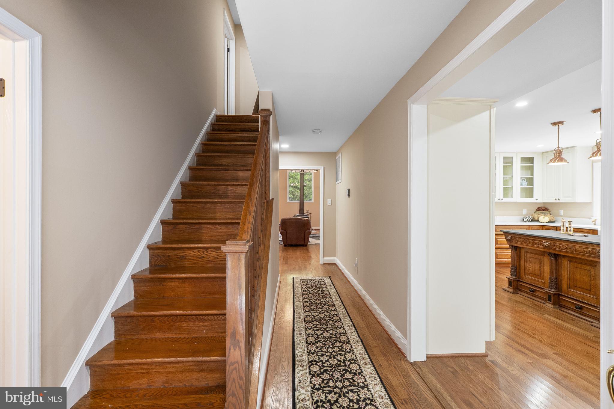 BARNESVILLE OUTSIDE - Residential