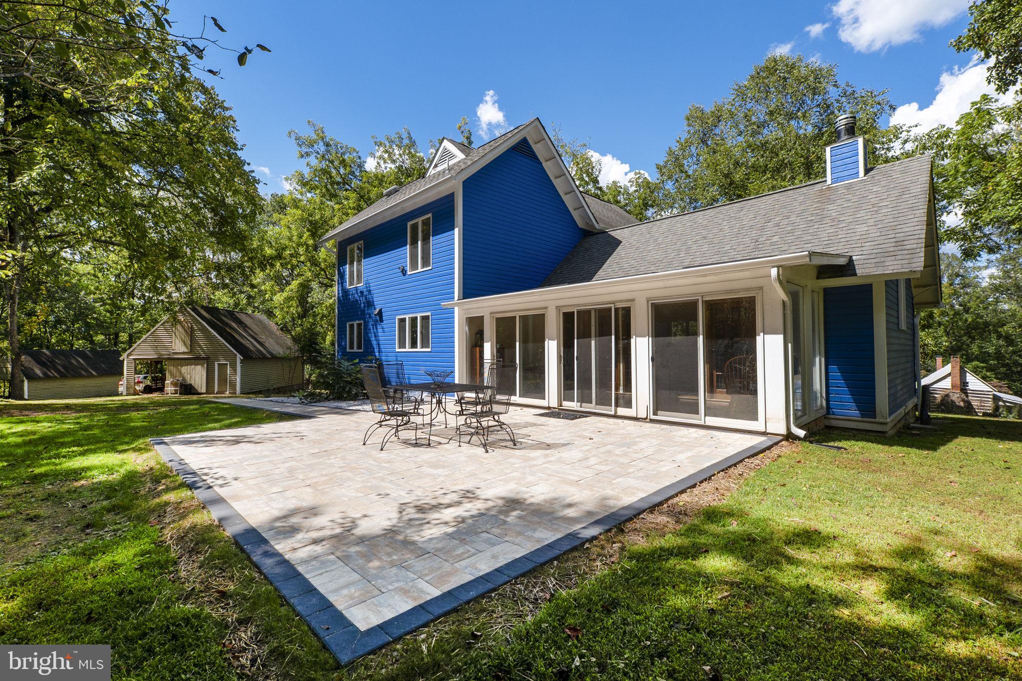 BARNESVILLE OUTSIDE - Residential