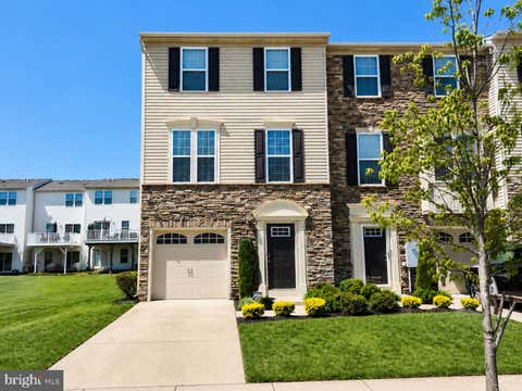 Townhouse For Sale - 113 Village Green Lane<br/> SICKLERVILLE, NJ 08081