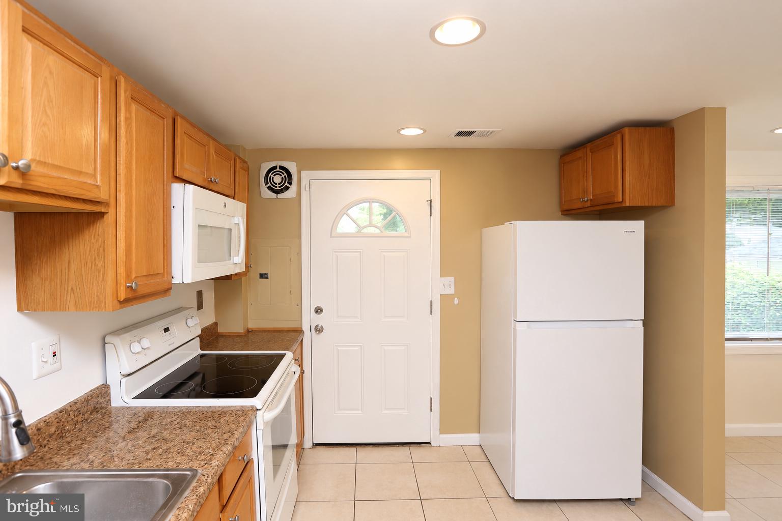 7822 ALLENDALE DRIVE