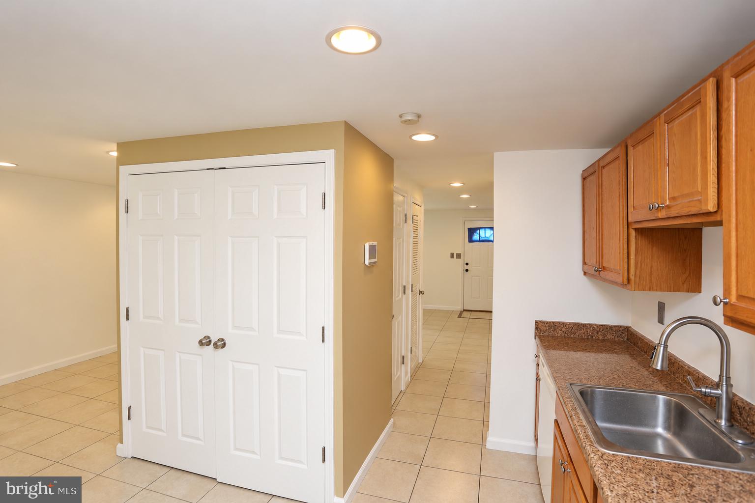 7822 ALLENDALE DRIVE