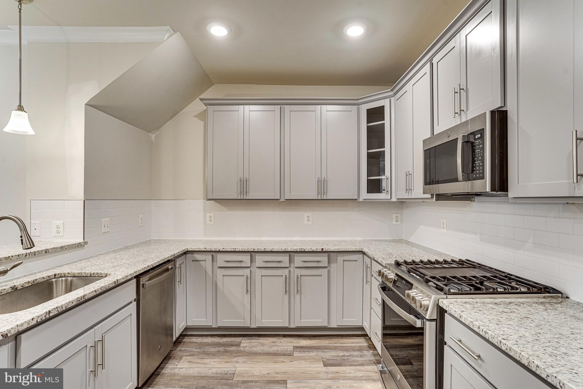 KINCORA - Residential