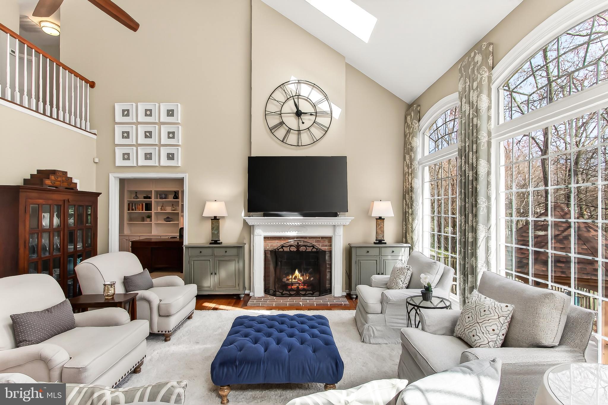 CROSSPOINTE - Residential