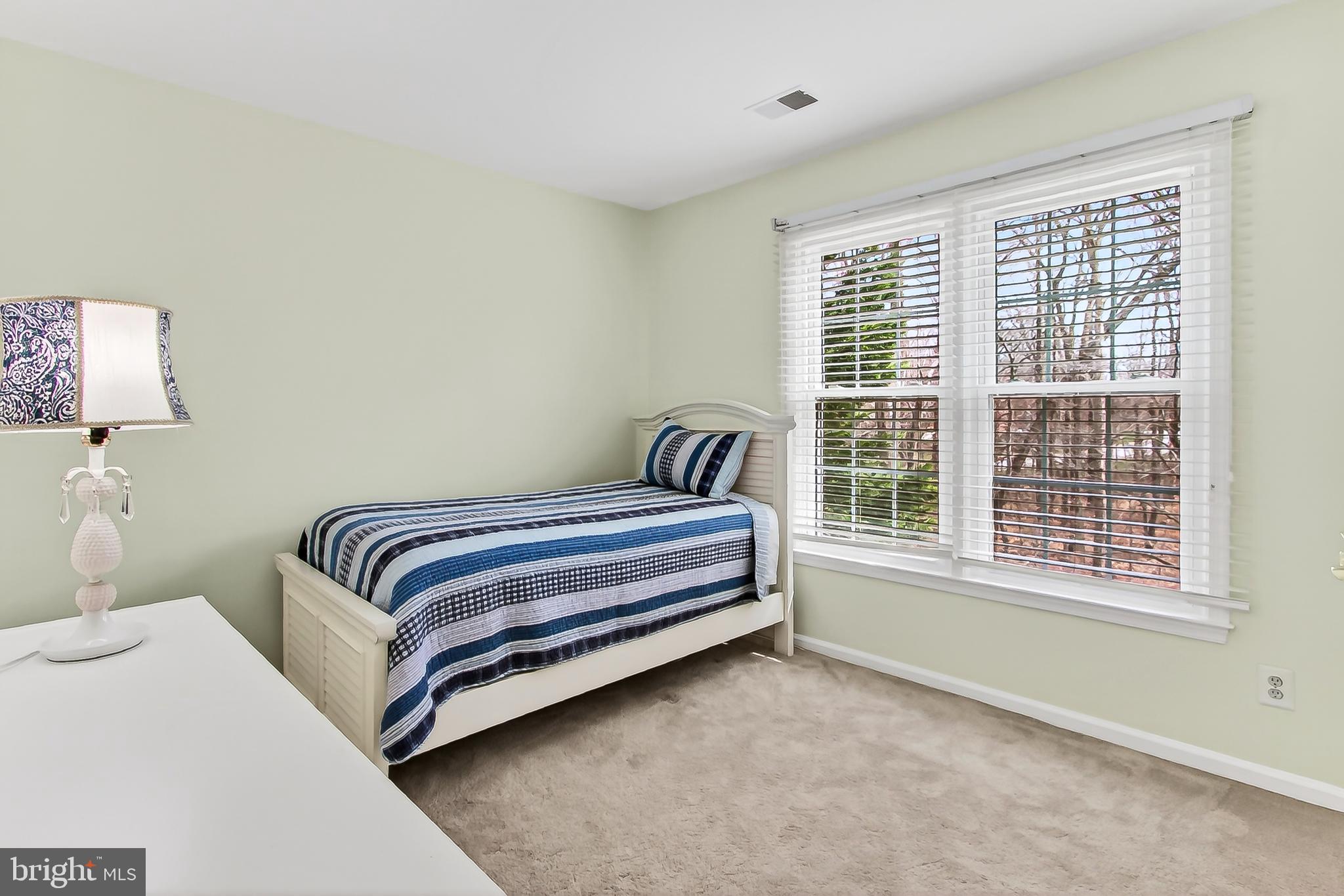 CROSSPOINTE - Residential