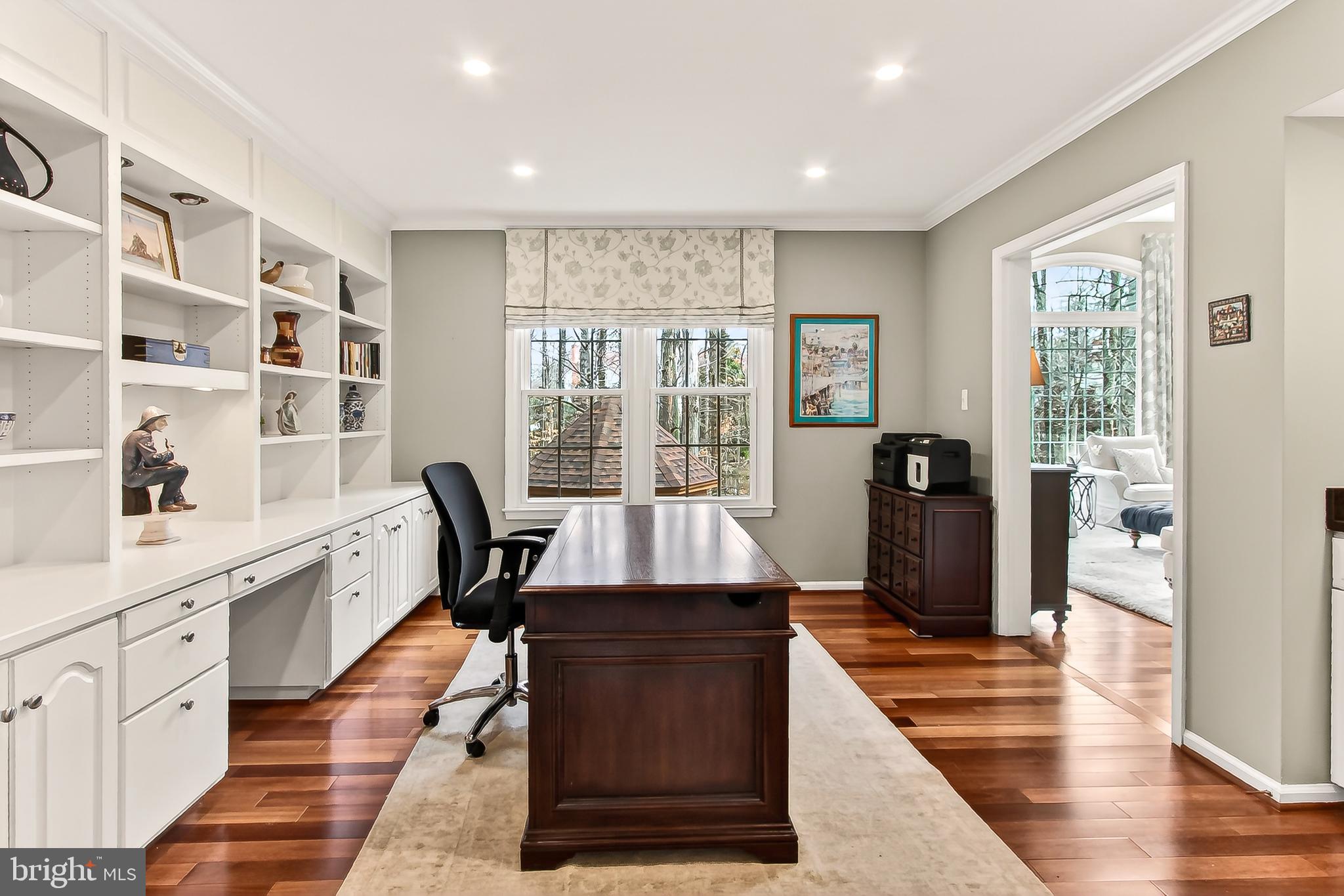 CROSSPOINTE - Residential