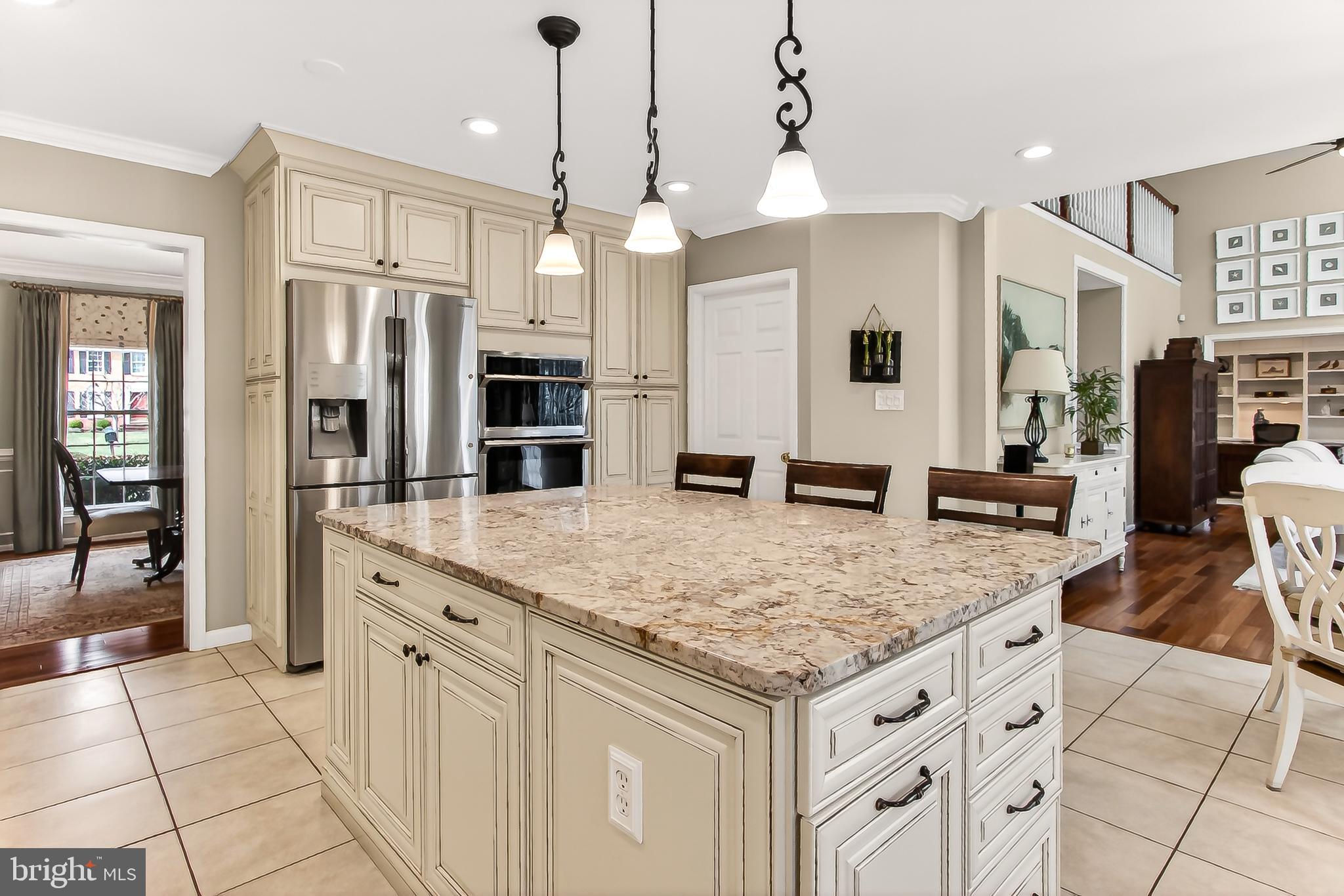 CROSSPOINTE - Residential