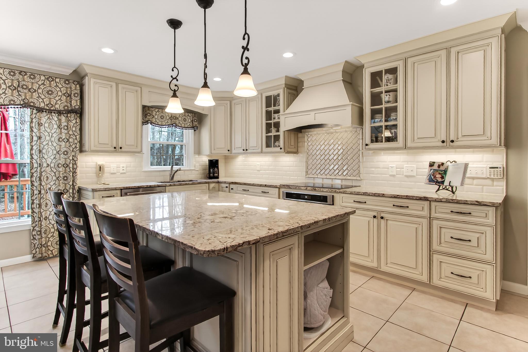 CROSSPOINTE - Residential