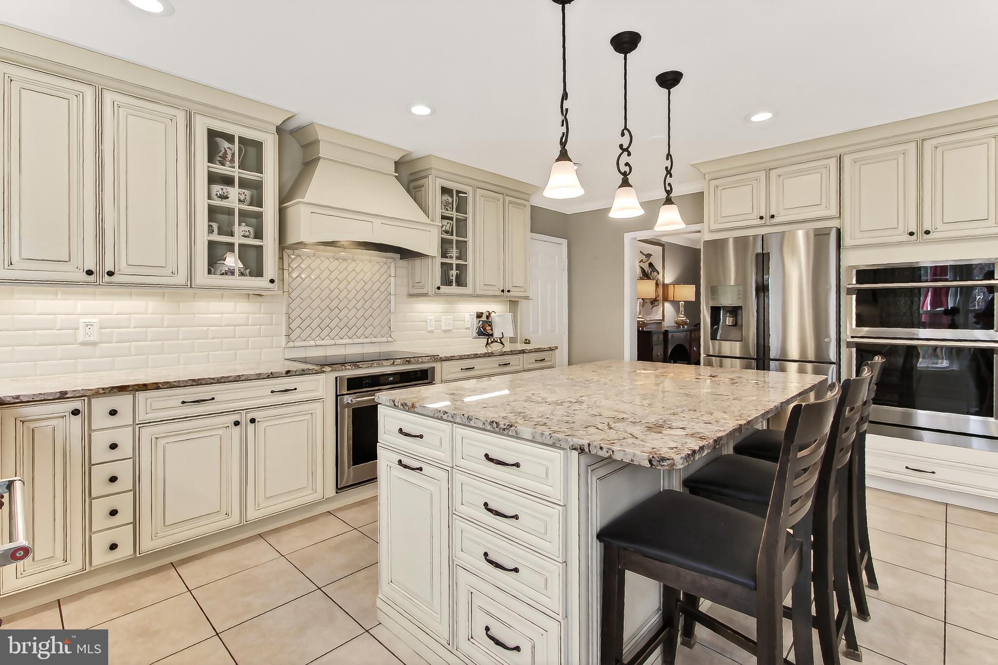 CROSSPOINTE - Residential