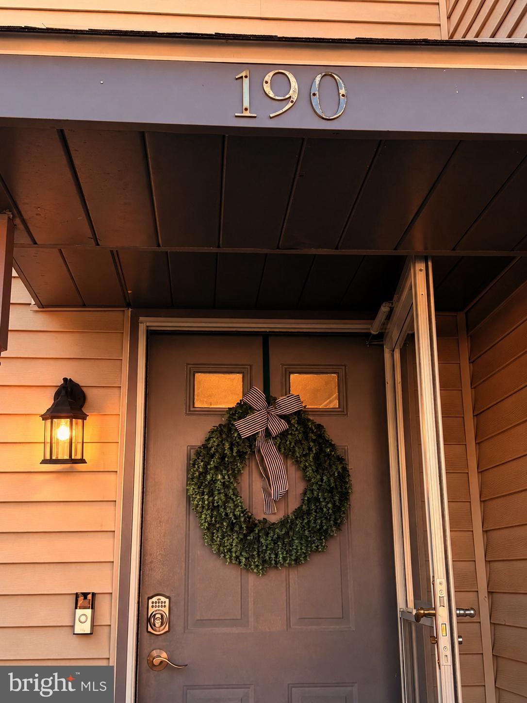 190 HILLCREST COURT