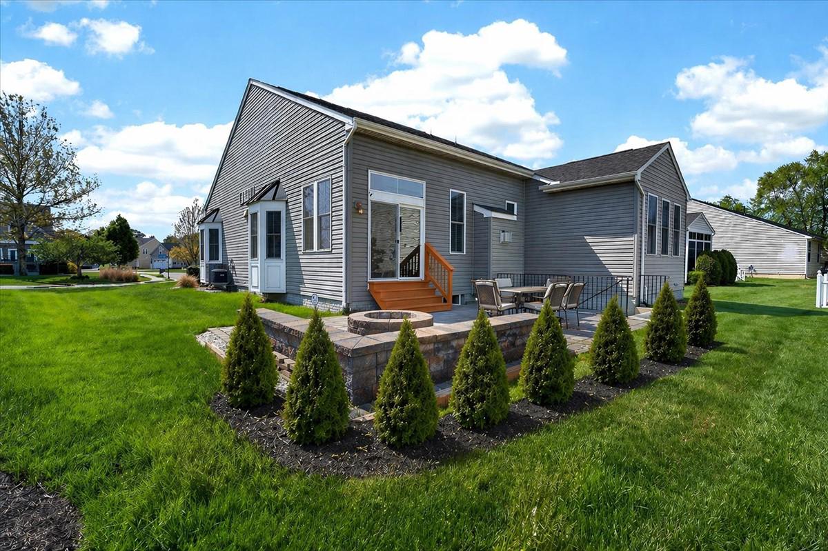 GRANDE AT CANAL POINTE - Residential