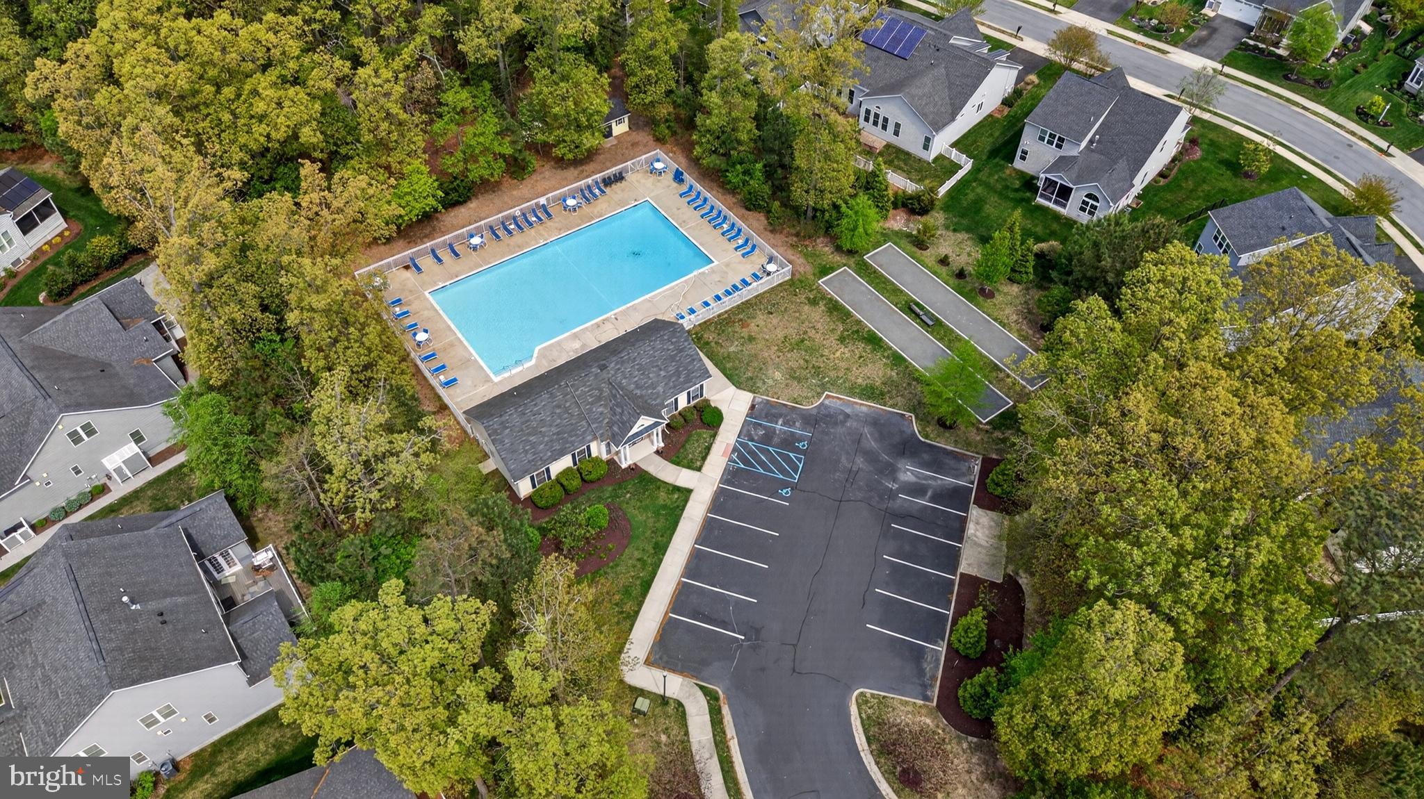 GRANDE AT CANAL POINTE - Residential