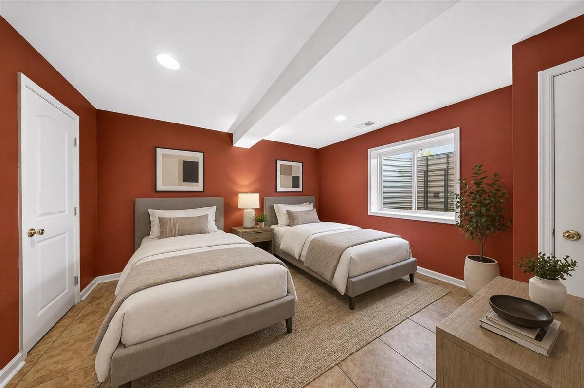 GRANDE AT CANAL POINTE - Residential