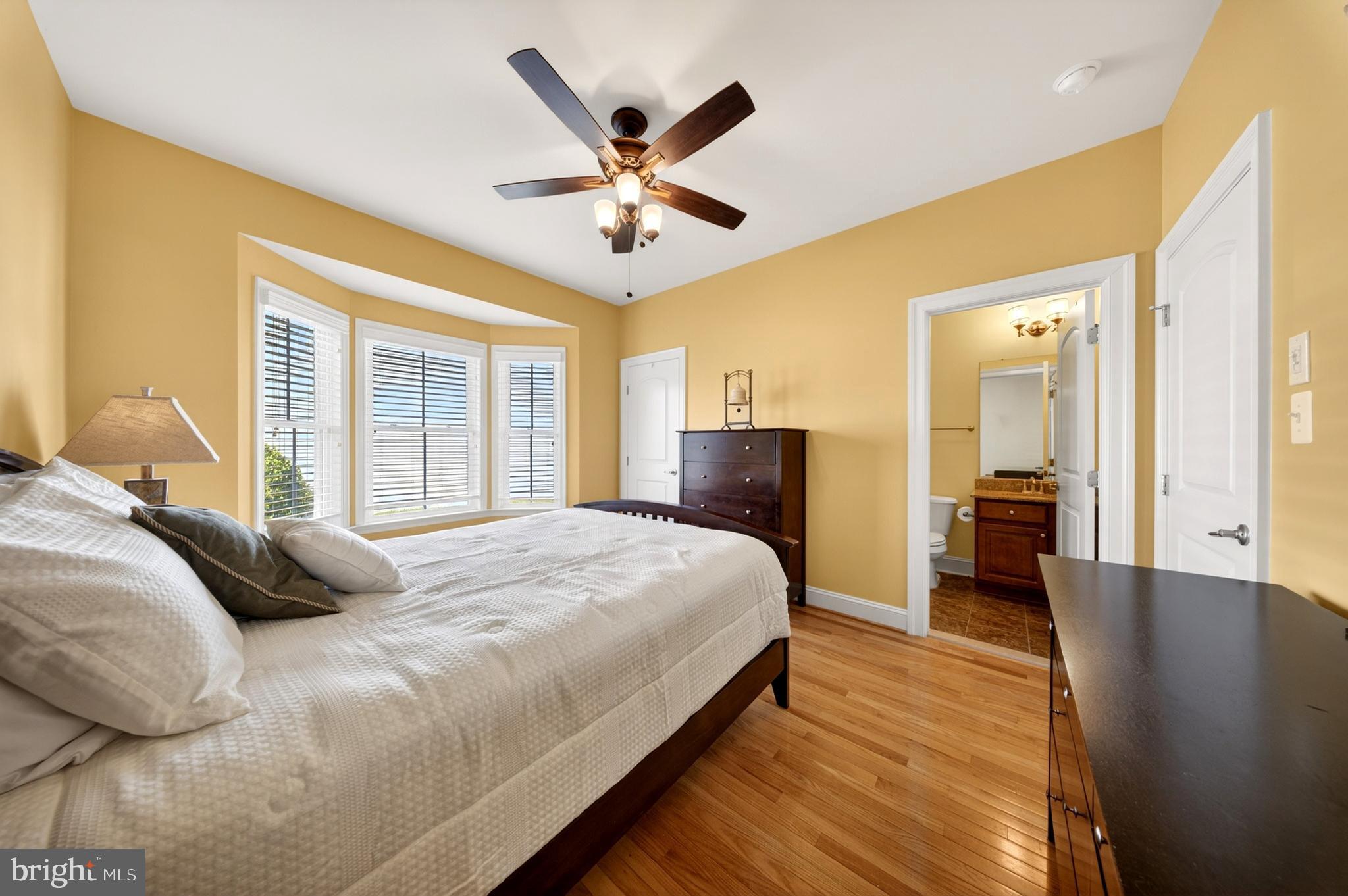 GRANDE AT CANAL POINTE - Residential