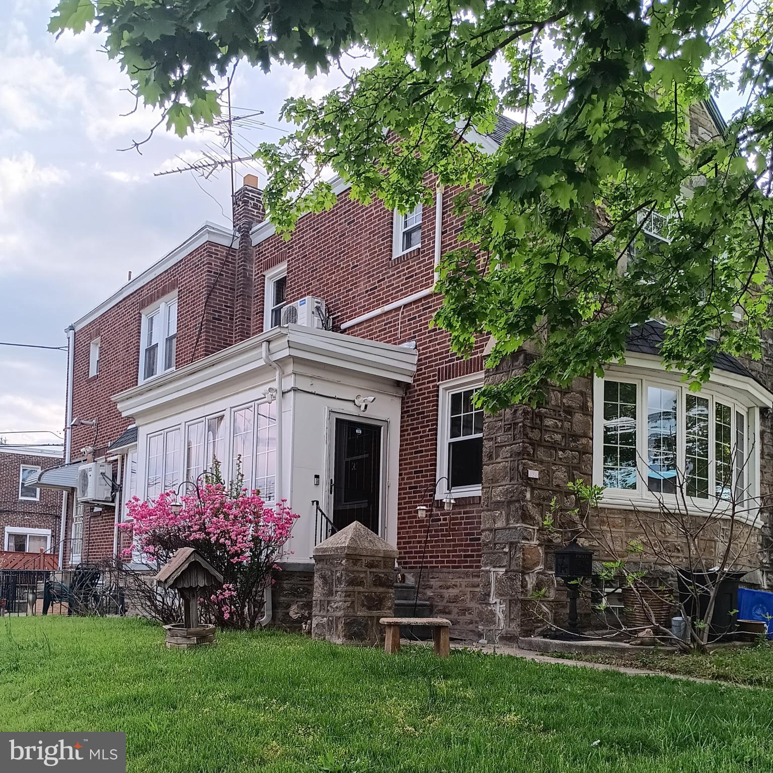838 GLENVIEW STREET
