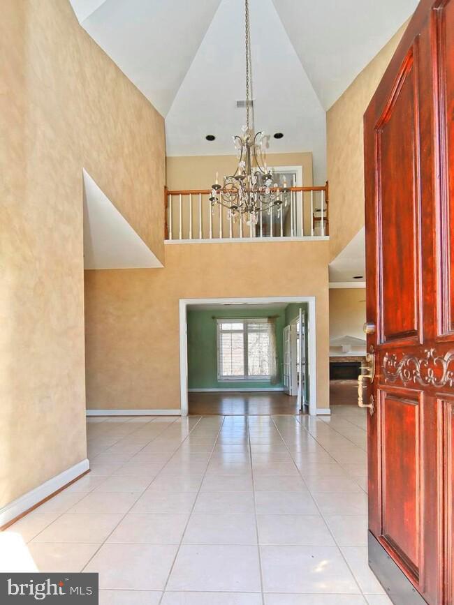 1307 STAMFORD WAY