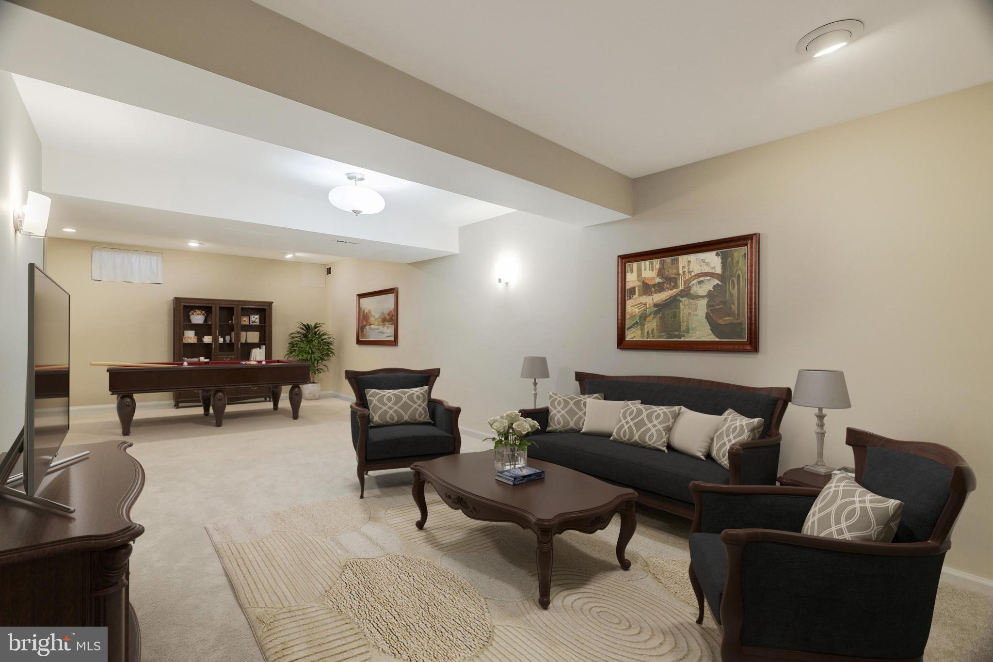 CHANTILLY HIGHLANDS - Residential