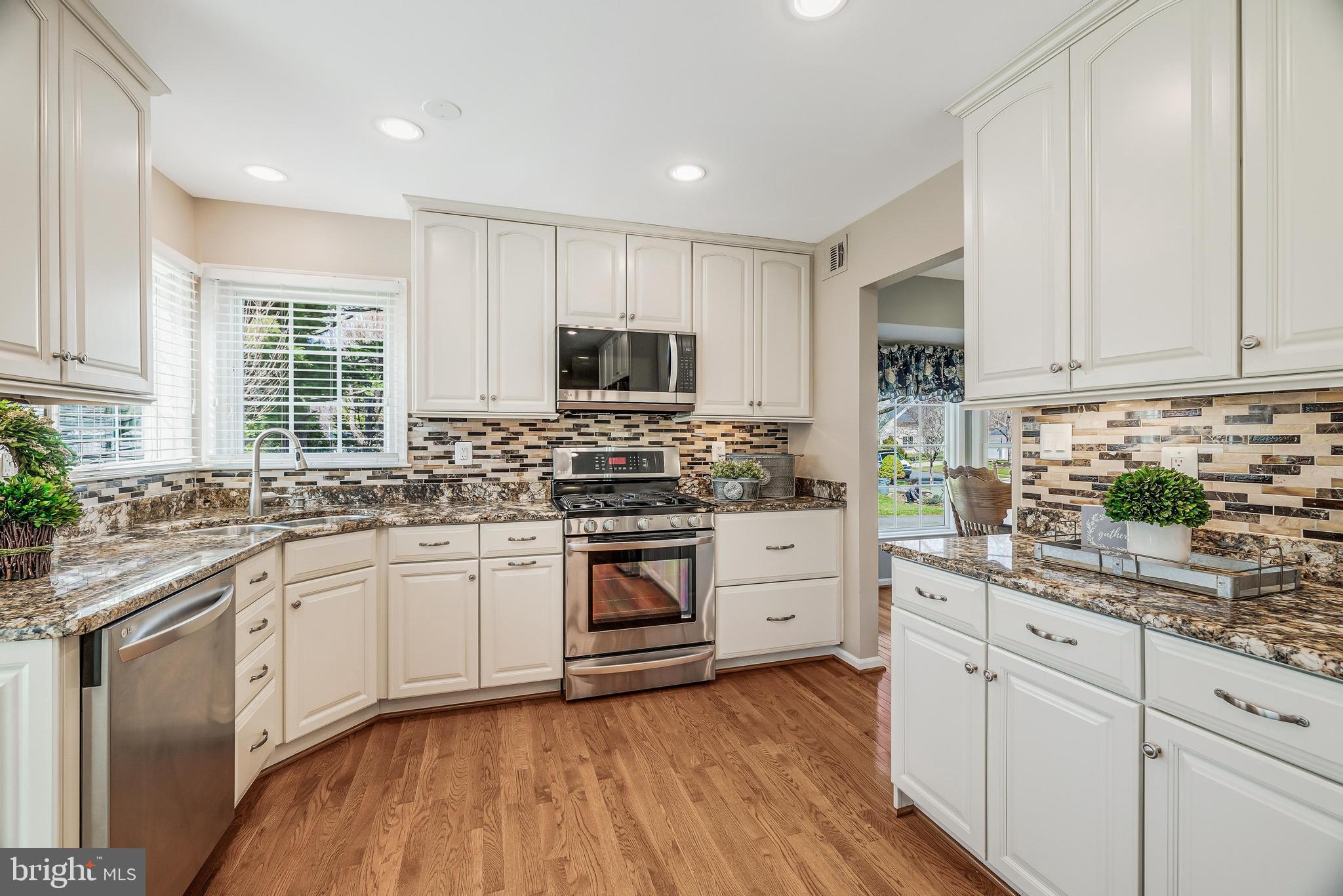 CHANTILLY HIGHLANDS - Residential