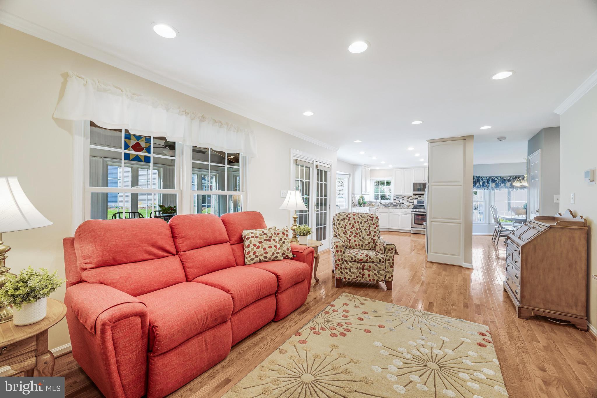 CHANTILLY HIGHLANDS - Residential