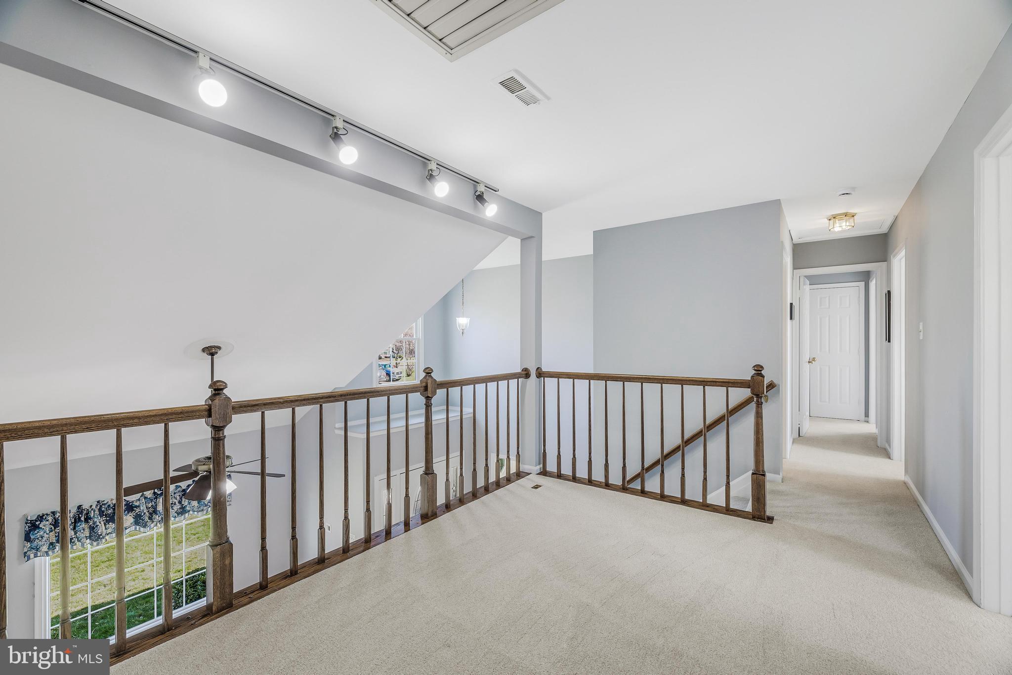 CHANTILLY HIGHLANDS - Residential