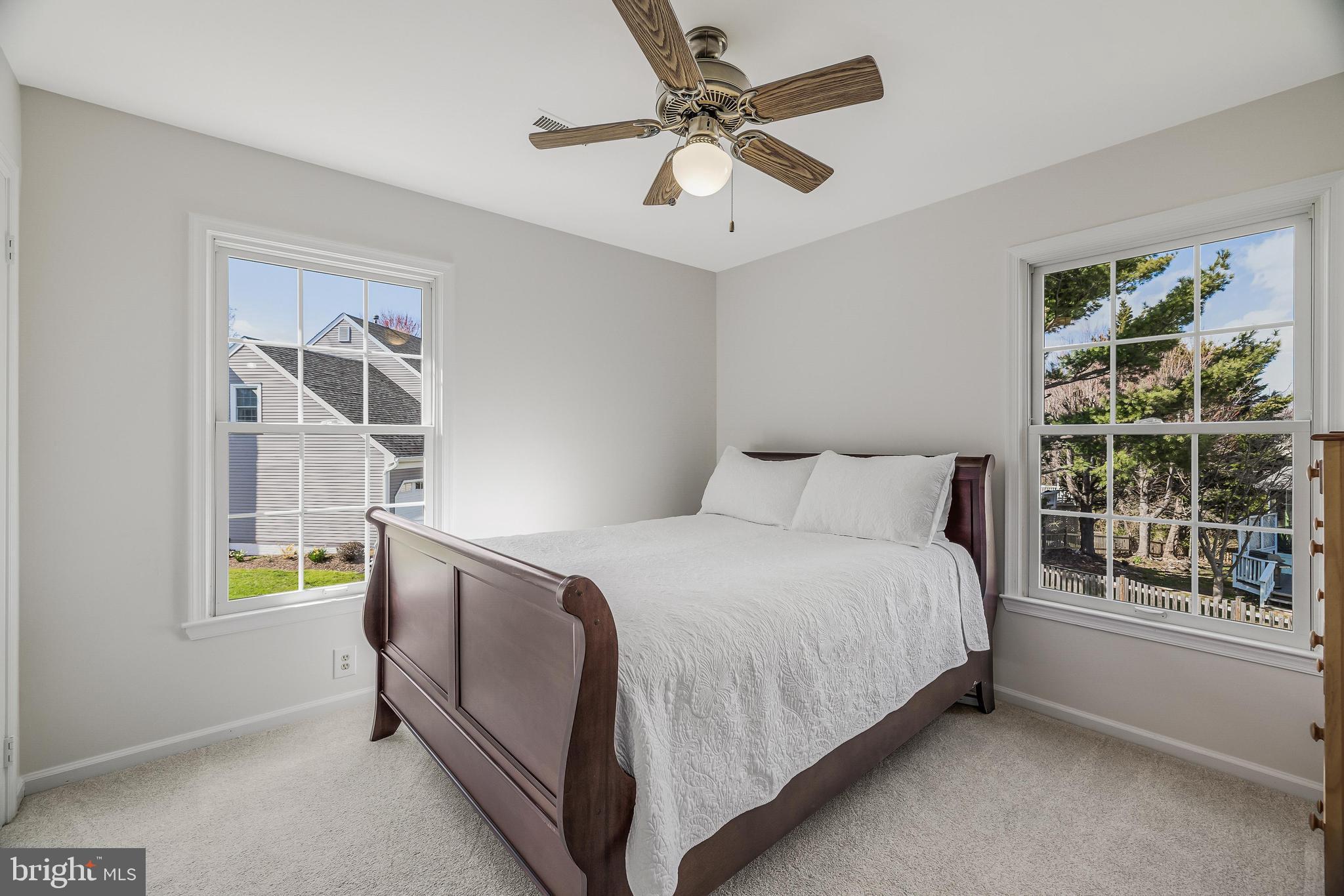 CHANTILLY HIGHLANDS - Residential