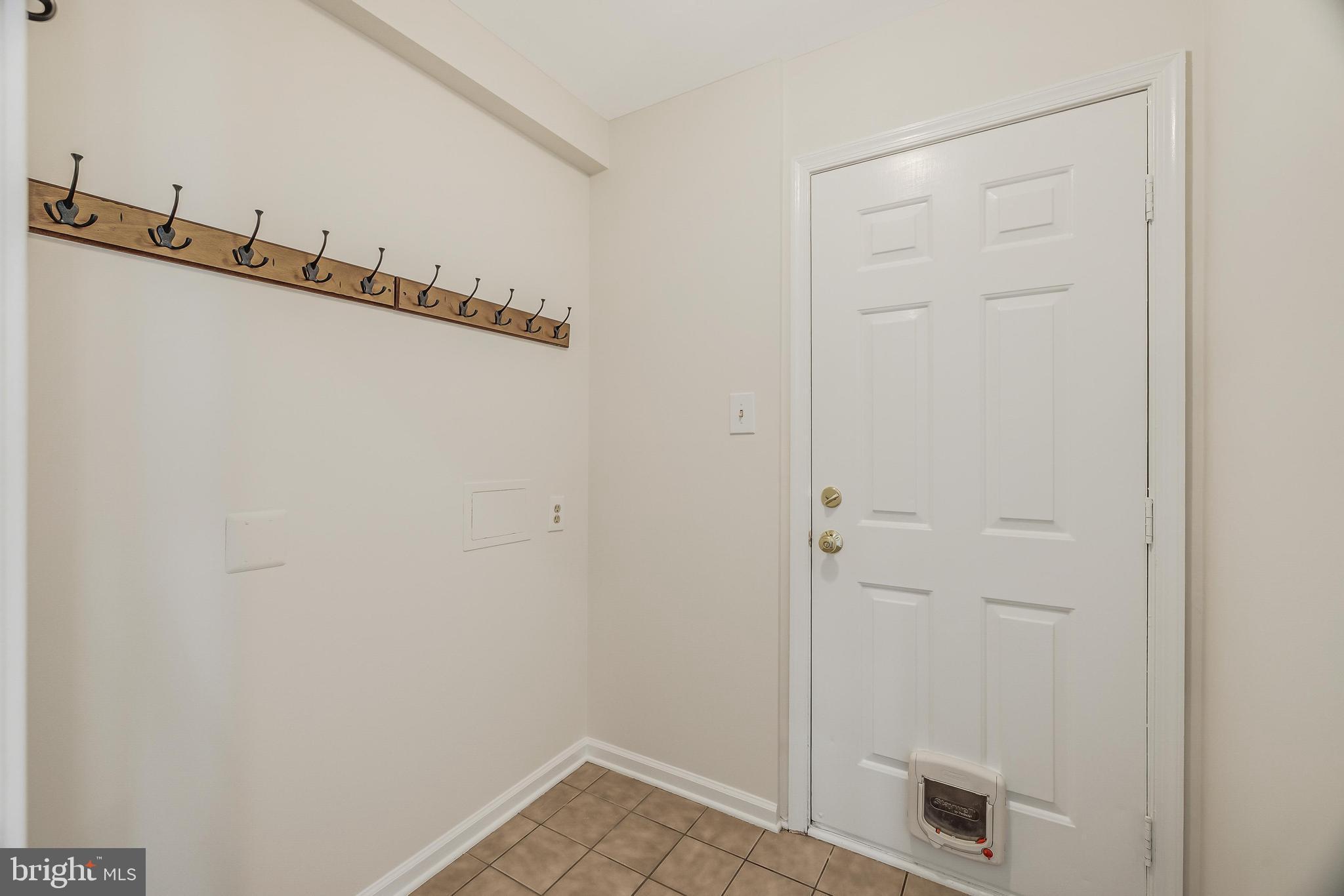 CHANTILLY HIGHLANDS - Residential