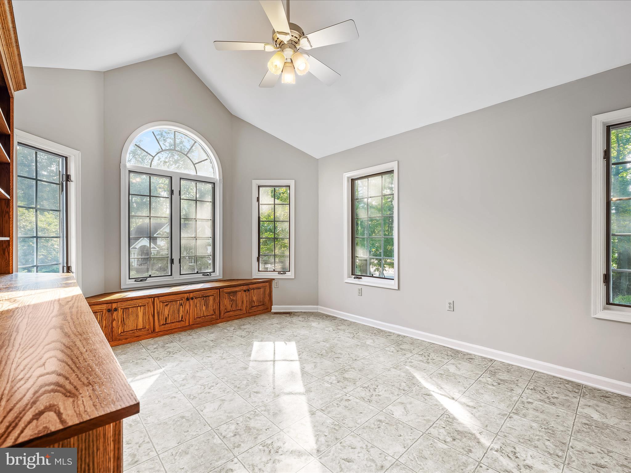 FERNBANK - Residential