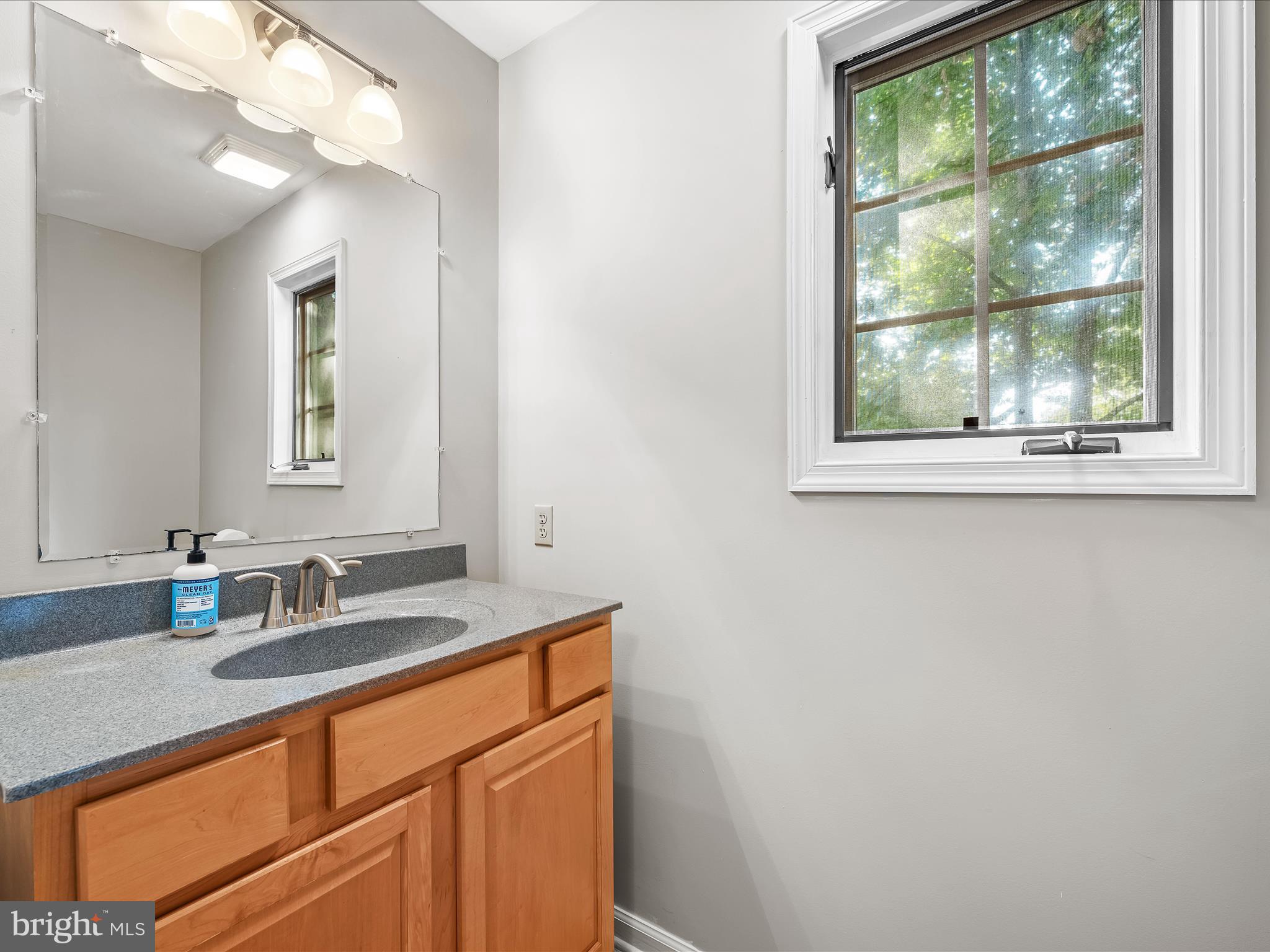 FERNBANK - Residential