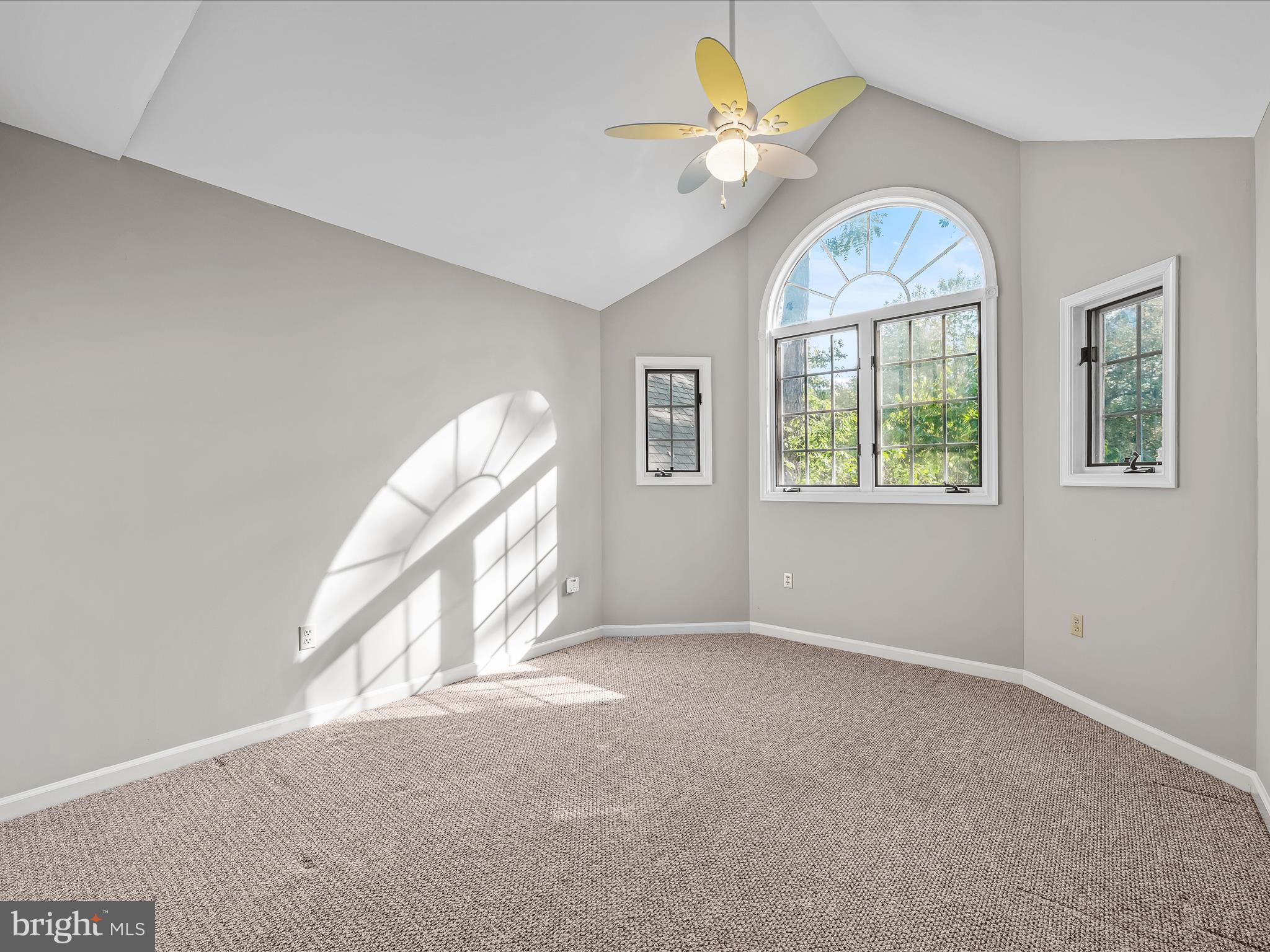 FERNBANK - Residential