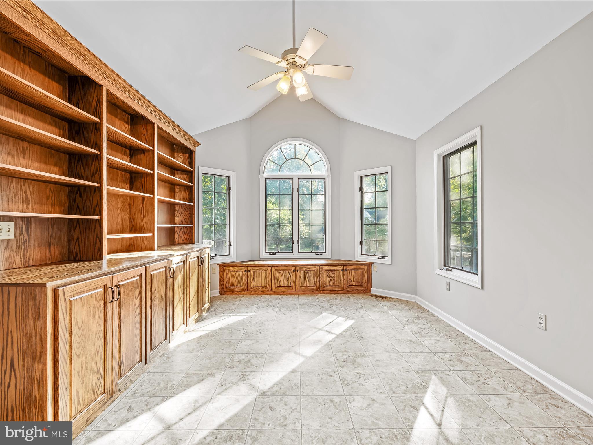 FERNBANK - Residential