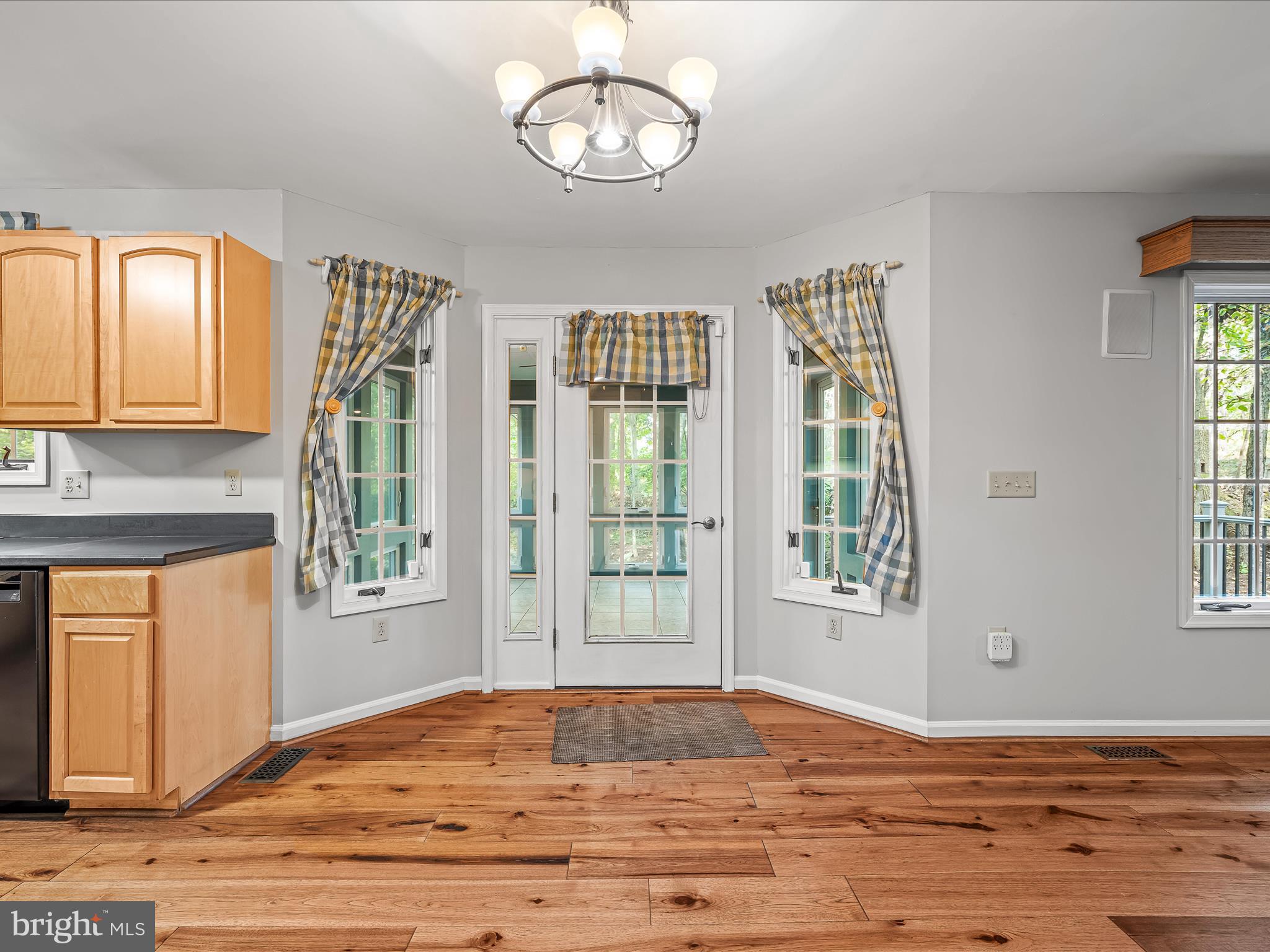 FERNBANK - Residential