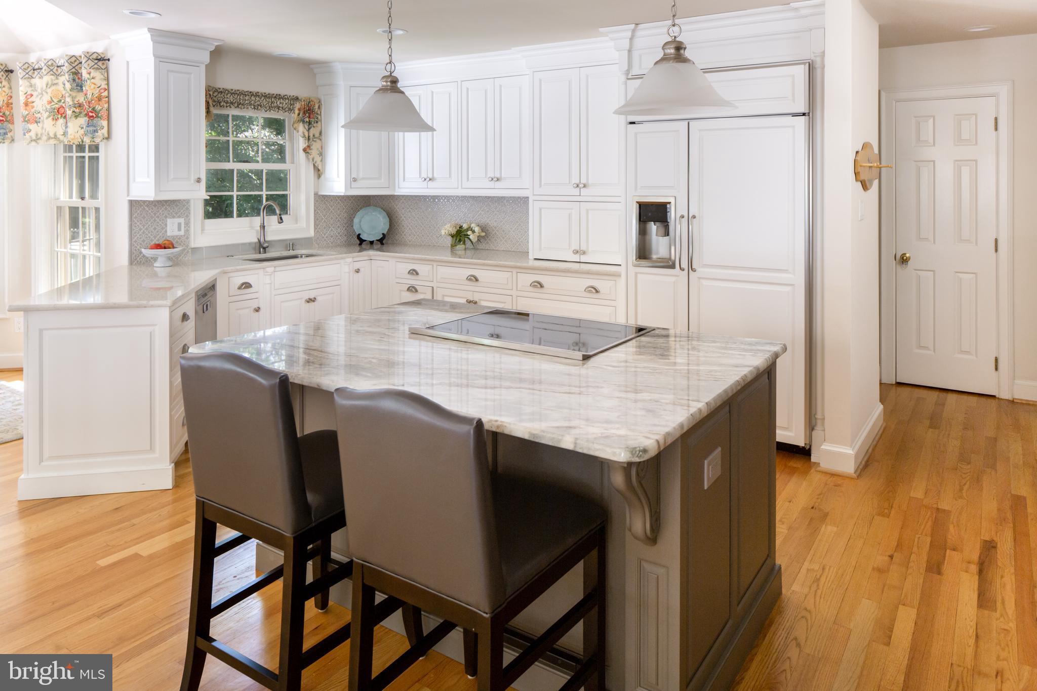 RADNOR HUNT - Residential