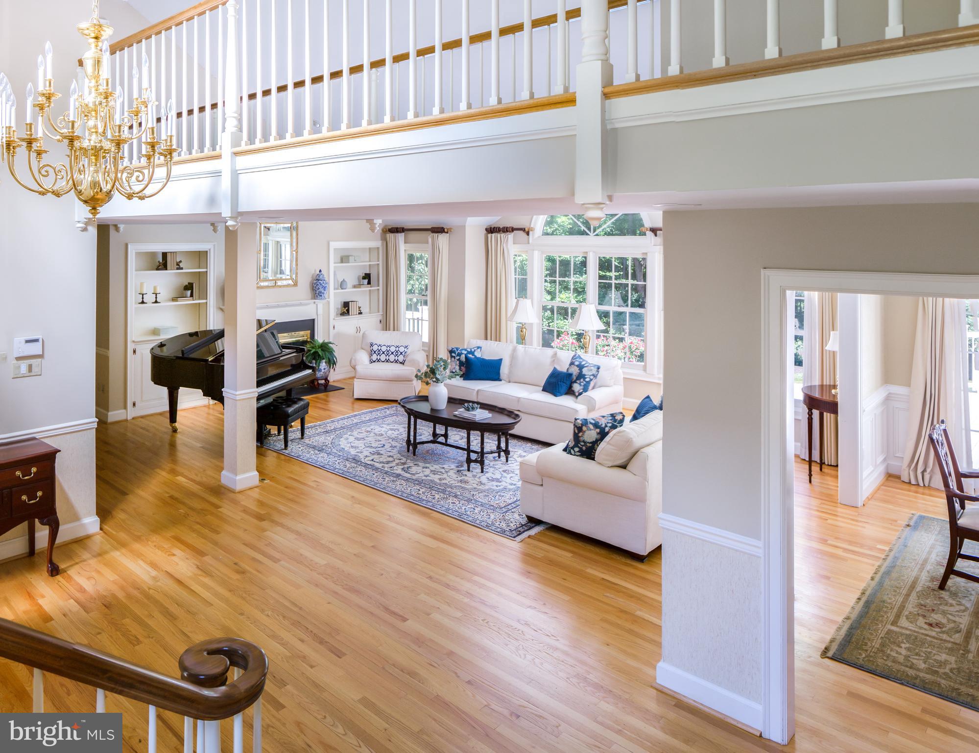 RADNOR HUNT - Residential