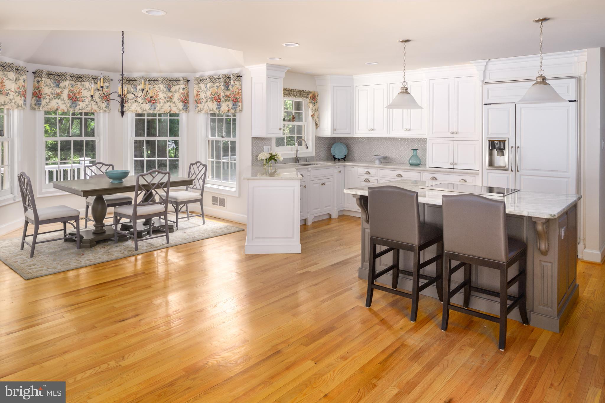 RADNOR HUNT - Residential