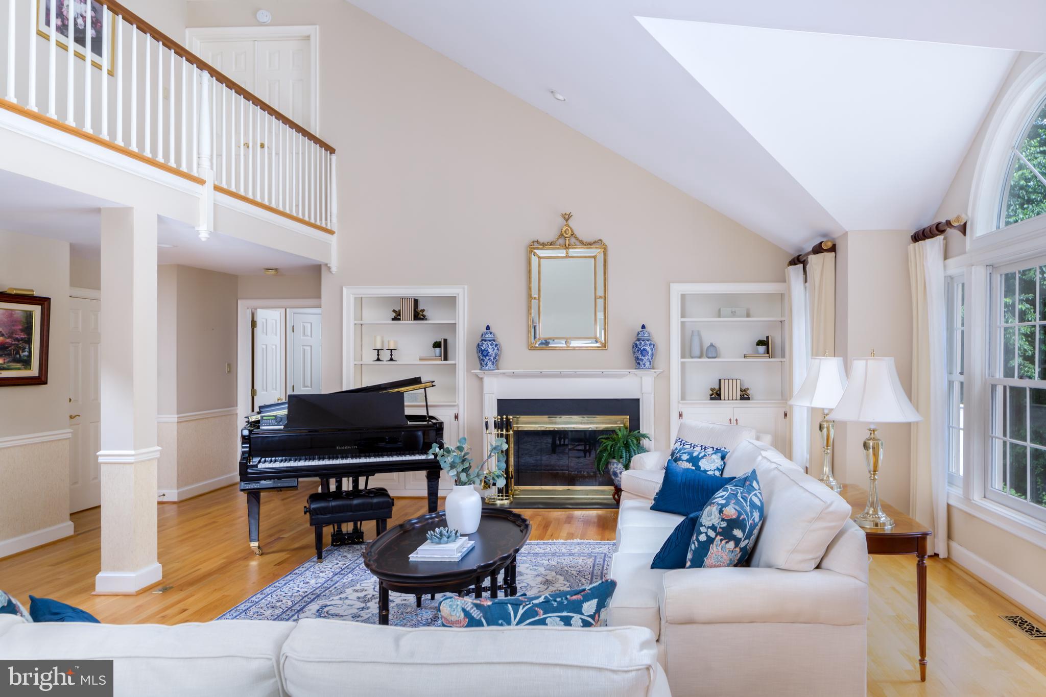 RADNOR HUNT - Residential